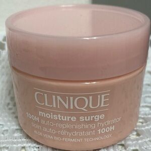 NWT Moisture Surge 100H Auto-Replenishing Hydrator Moisturizer ~ 1 oz.